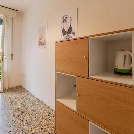 Windrose Sunny Corner アパート ピサ