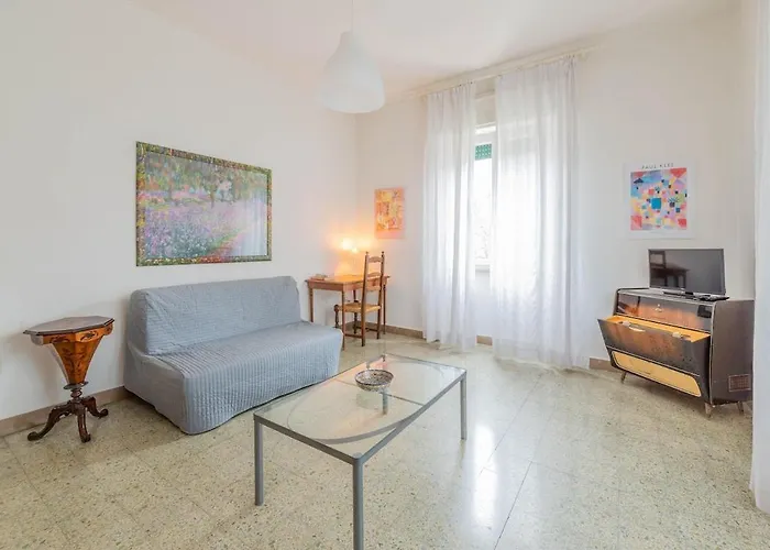 Windrose Sunny Corner アパート