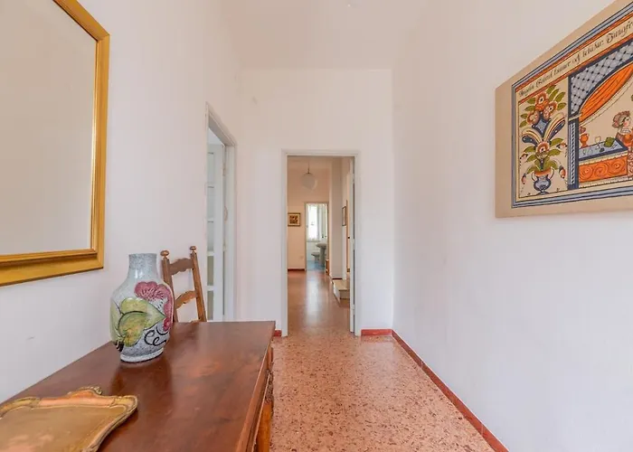 アパート Windrose Sunny Corner ピサ