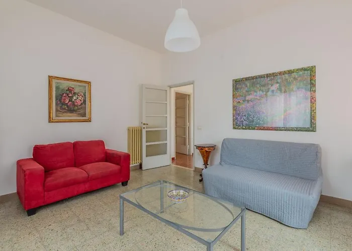 Windrose Sunny Corner アパート ピサ